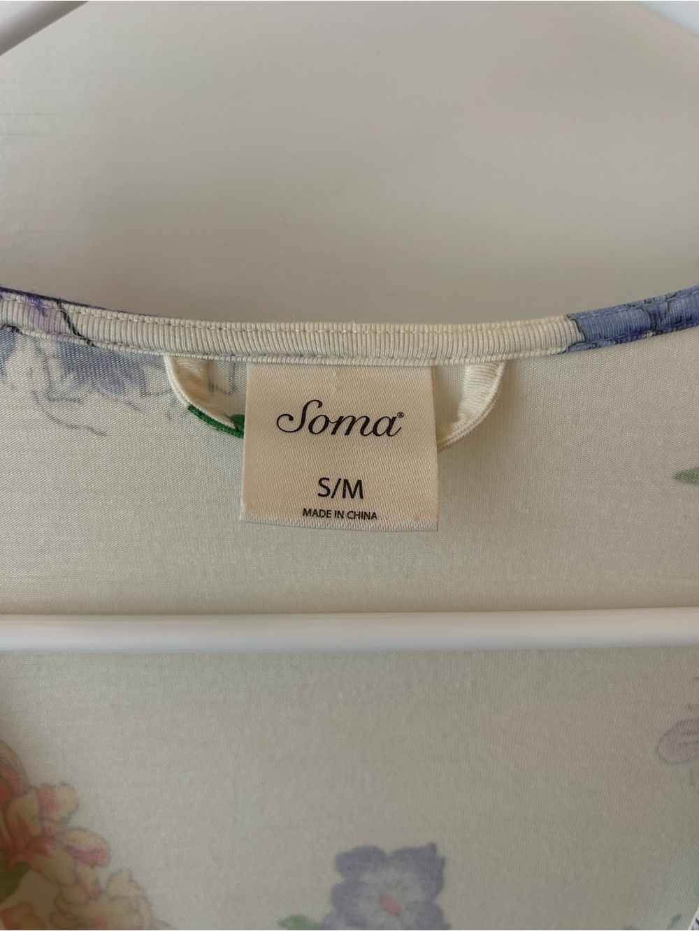 Soma Cream Floral Wrap Robe with Multicolor Blooms - Picture 3 of 14